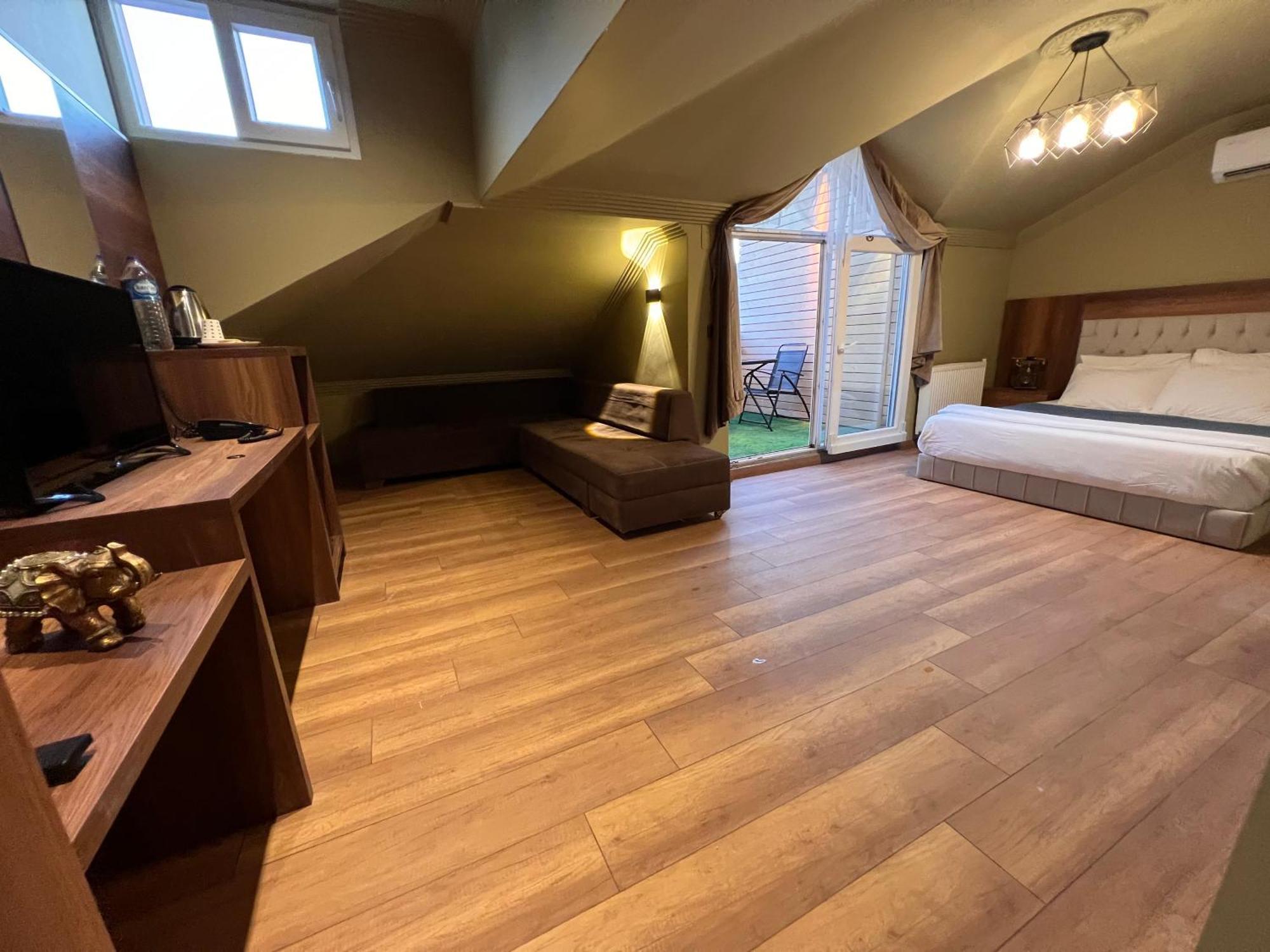 Real King Suite Hotel Τραμπζόν Εξωτερικό φωτογραφία